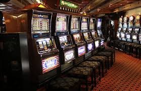 Game lobby on bmw55 slot featuring slots and live casino categories